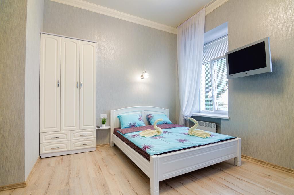 Alfa Apartments Levytskoho 3 ลวีฟ ภายนอก รูปภาพ
